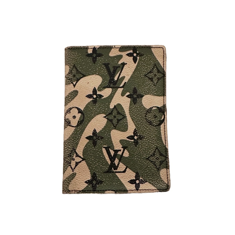 Louis Vuitton Takashi Murakami Monogramouflage Passport Holder Limited Edition